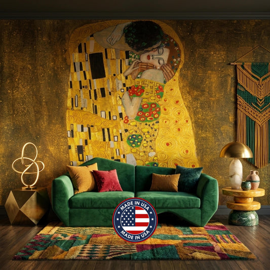 Gustav Klimt The Kiss Wallpaper, Famous Art Wall Mural, Vintage Gold Fine Art Wall Decor, Classic Masterpiece Peel and Stick Wallpaper